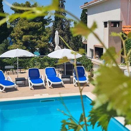 Apartments Villa Natali - Heating Pool Trogir Luaran gambar