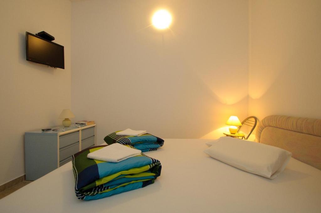 Apartments Villa Natali - Heating Pool Trogir Bilik gambar