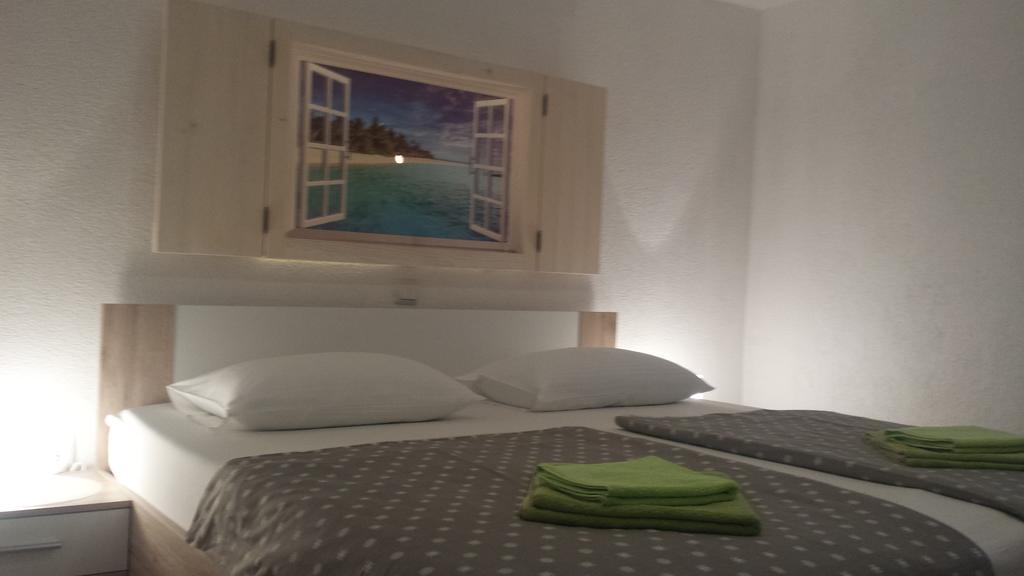 Apartments Villa Natali - Heating Pool Trogir Luaran gambar